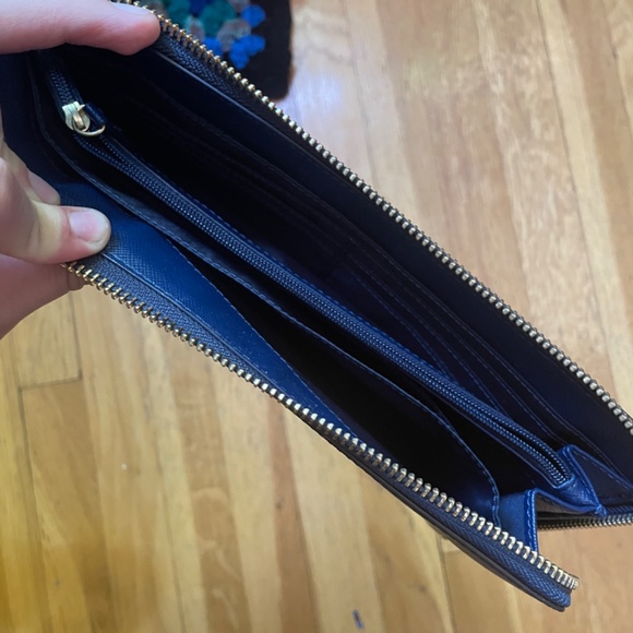 Dark blue coach wristlet - Picture 5 of 5